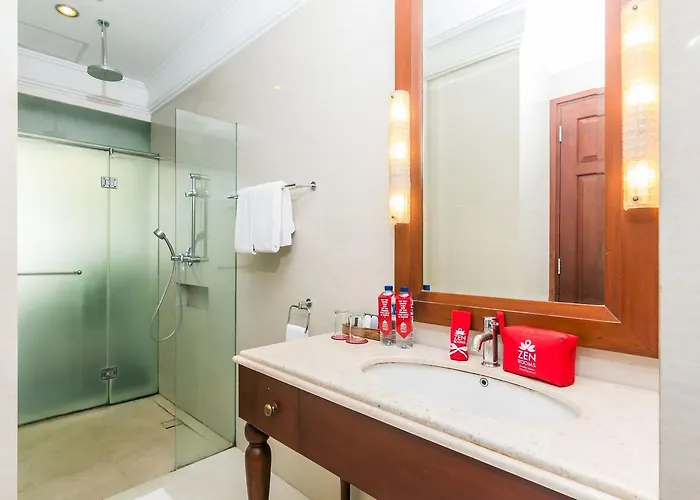 Zen Premium Kunti Seminyak فندق ليجيان