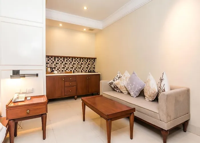 فندق Zen Premium Kunti Seminyak 4*